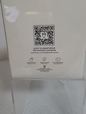 Invictus for Men 3.4 Oz Parfum Spray Box - Thumbnail 3