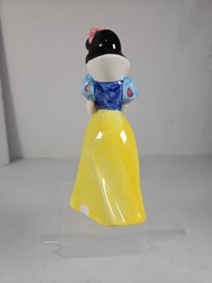 Vintage Snow White Porcelain Ceramic Figurine 5 1/2" Tall Walt Disney Japan - Thumbnail 3