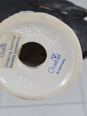 Vintage Goebel Porcelain Sparrow Bird Figurine ~~Made in West Germany - Thumbnail 8