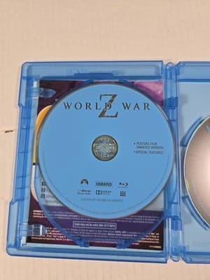 World War Z (Blu-ray 3D, 2013) - Thumbnail 6
