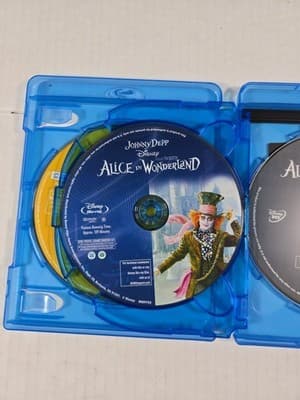 Alice in Wonderland (Blu-ray/DVD, 2010, 4-Disc Set, Includes Digital Copy 3D) - Thumbnail 7