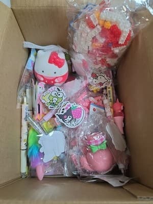 Lot of 60 Surprise Hello Kitty Mystery Box Items (One big surprise item) ALL NEW - Thumbnail 7