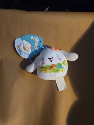 Squishmallows Sanrio Clip Hello Kitty/Friends Spring Time 3.5 Inch Soft Plush - Thumbnail 3