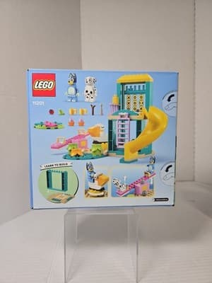 LEGO Bluey 11201 Playground Fun with Chloe and Bluey - Building Set - 104 Pieces - Thumbnail 3