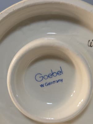 Vintage Hummel Figurine Goebel West Germany Chimney Sweep 12/l - Circa 1986 - Thumbnail 8