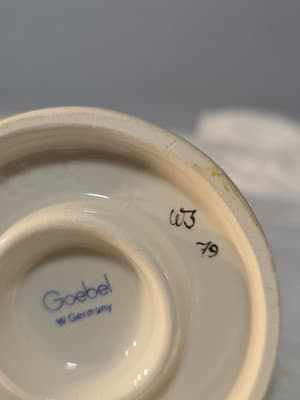 Vintage Hummel Figurine Goebel West Germany Chimney Sweep 12/l - Circa 1986 - Thumbnail 7