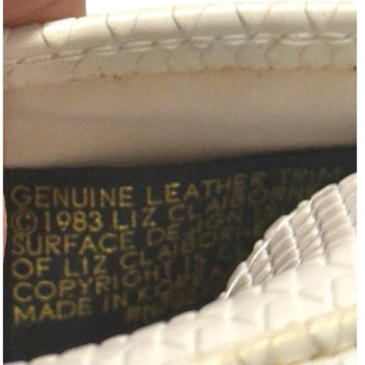 LIZ CLAIBORNE 1983 White Leather Triangle Compact Wallet Velcro Crossbody Bag - Thumbnail 9