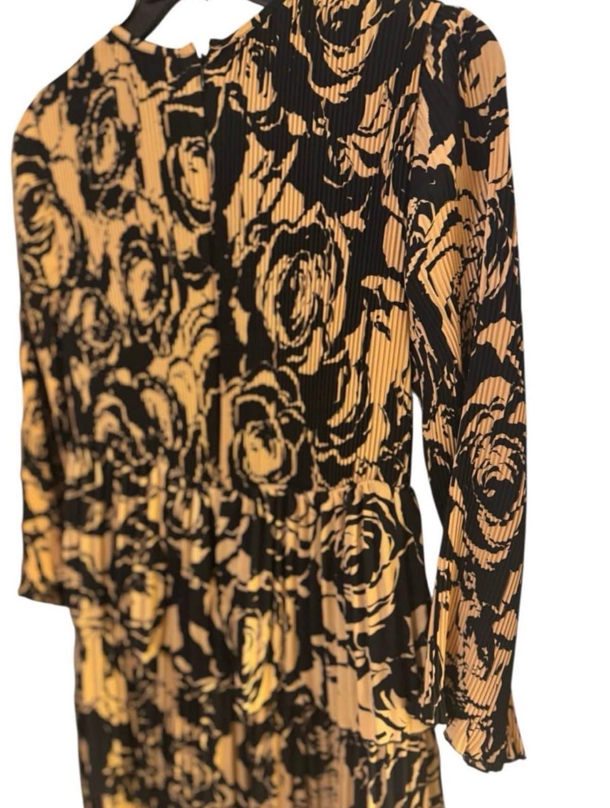 CHICO’S Black Label Black & Tan Floral Pleat Tiered LS Midi Dress Sz 0 / 4 NWT - Thumbnail 6