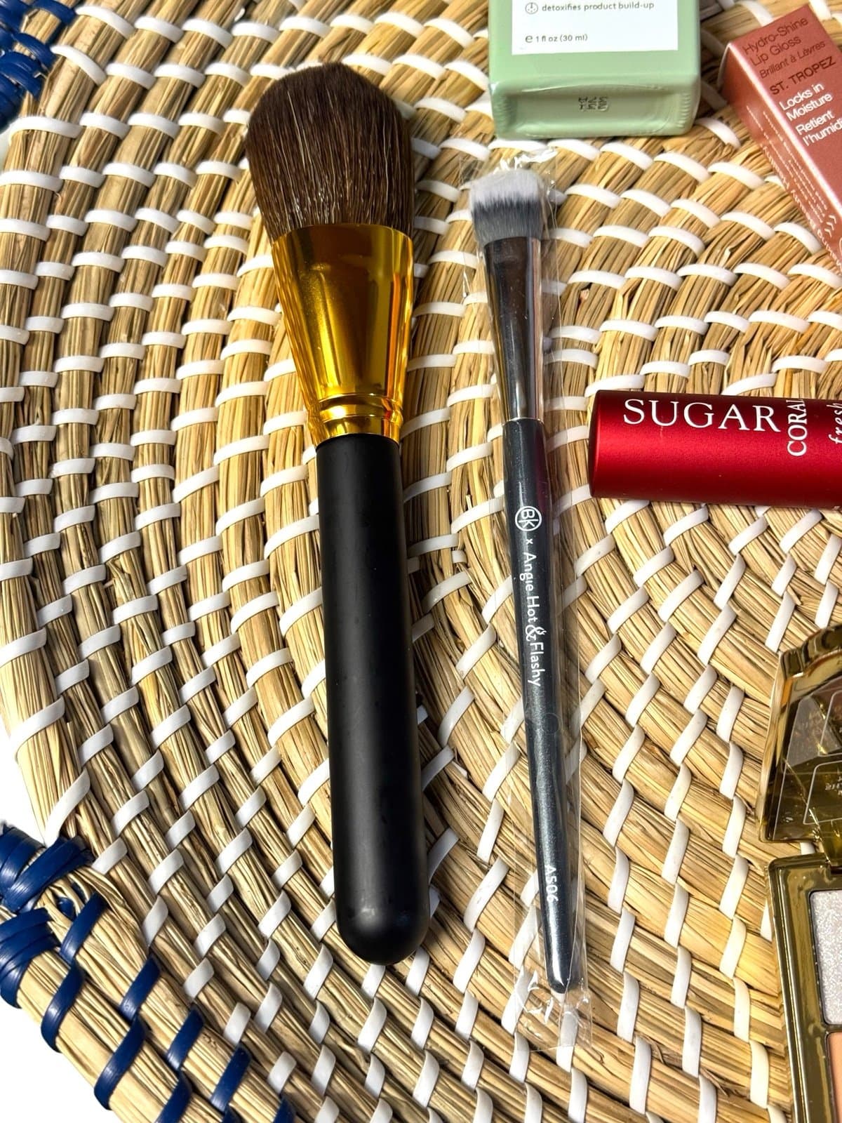 8 Pc Beauty Bundle BK Beauty Fresh Sugar Salt & Stone Divi Wander Mineral Fusion - Thumbnail 3