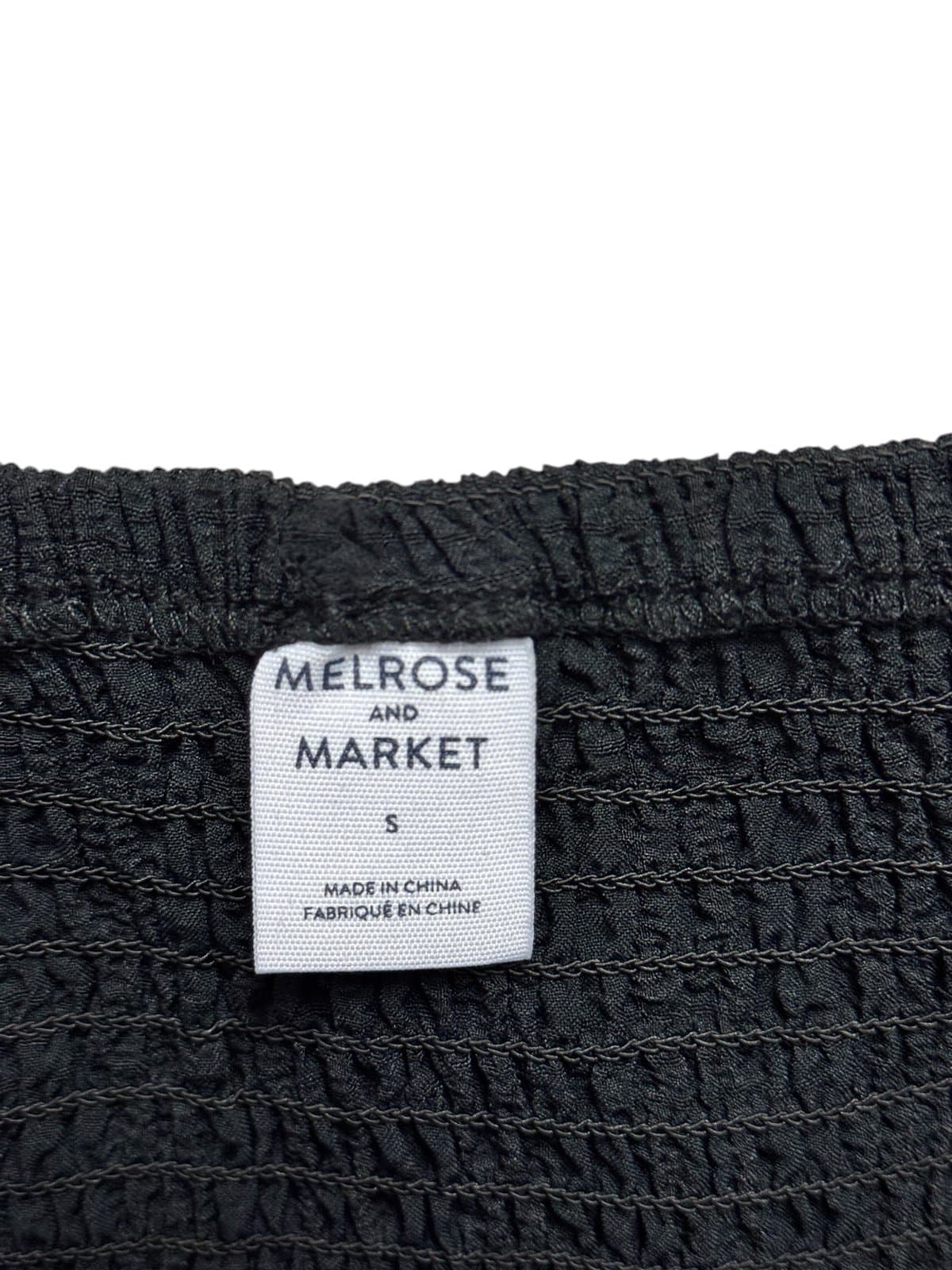 Melrose and Market Black Smocked Puff Sleeve Cropped Blouse Sz S - Thumbnail 4