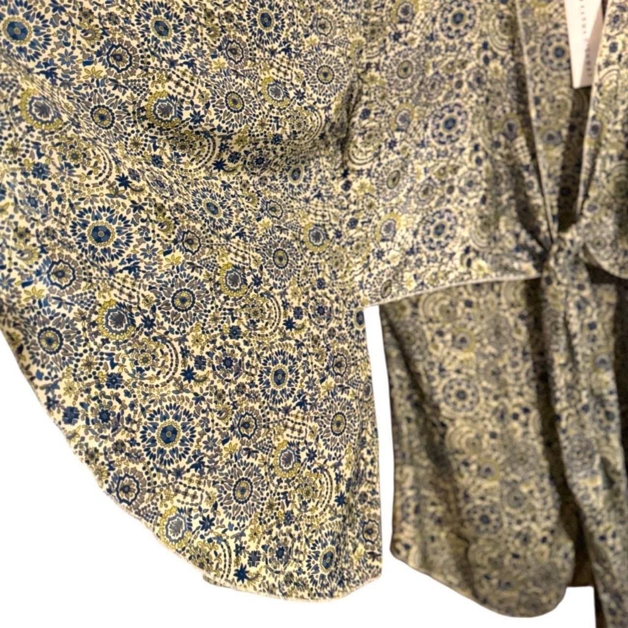 KARMA HIGHWAY Green & Blue Floral Medallion Silky Kimono w/ Tie Duster Sz OS NWT - Thumbnail 2