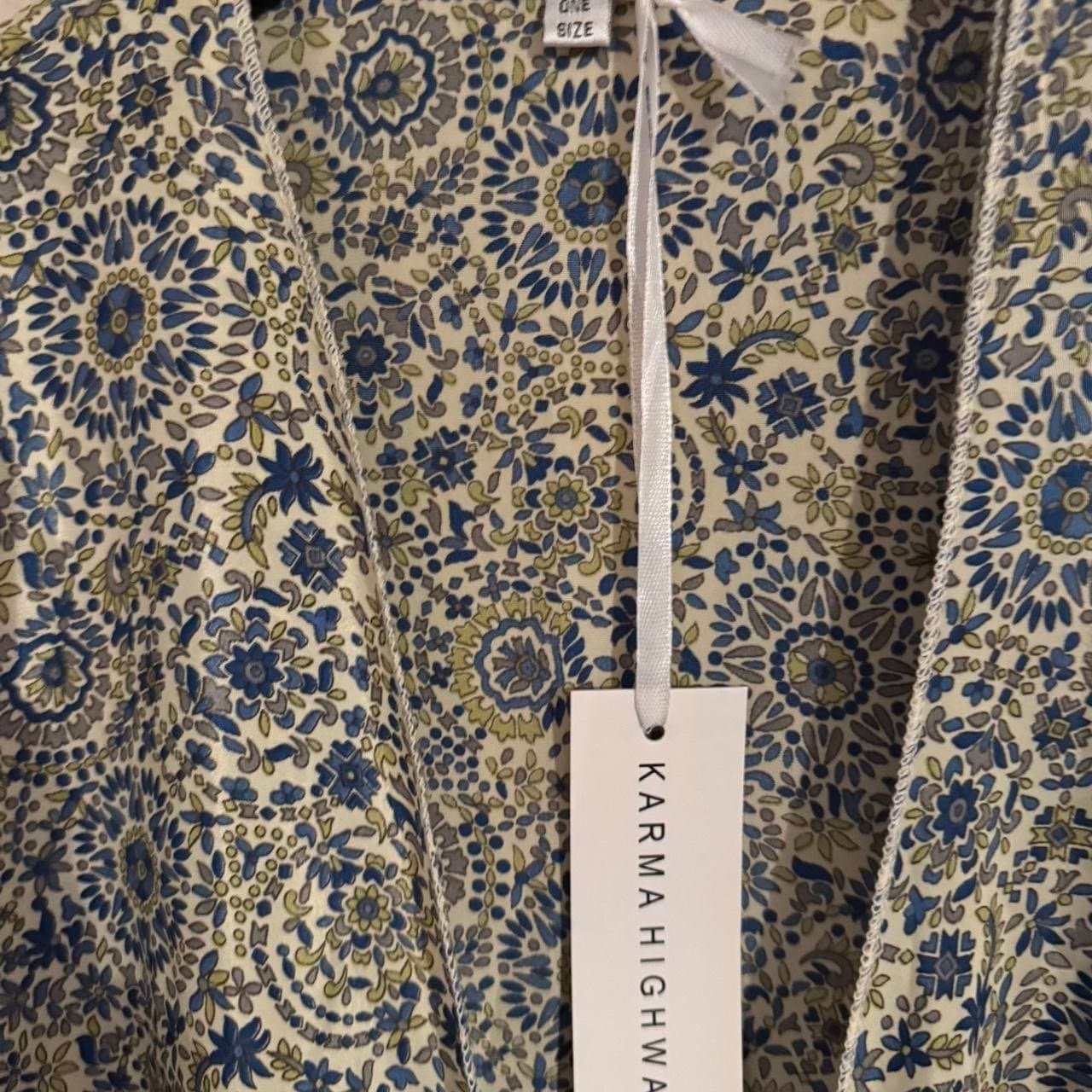 KARMA HIGHWAY Green & Blue Floral Medallion Silky Kimono w/ Tie Duster Sz OS NWT - Thumbnail 4