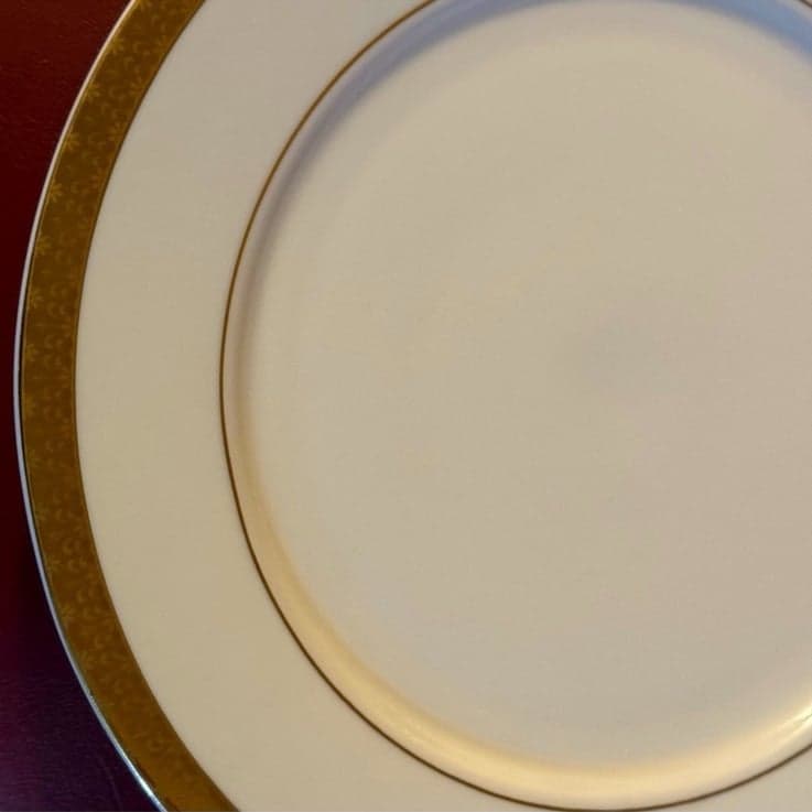 SANGO Georgetown 8455 Ivory w/Gold Encrusted Band Dinner Plate Fine China 10 5/8 - Thumbnail 2