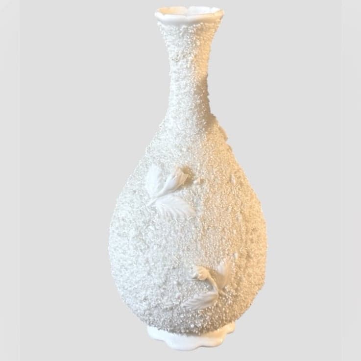 COALPORT Mid-Century White Spaghetti Roses Bone China Bud Vase England 7” - Thumbnail 4