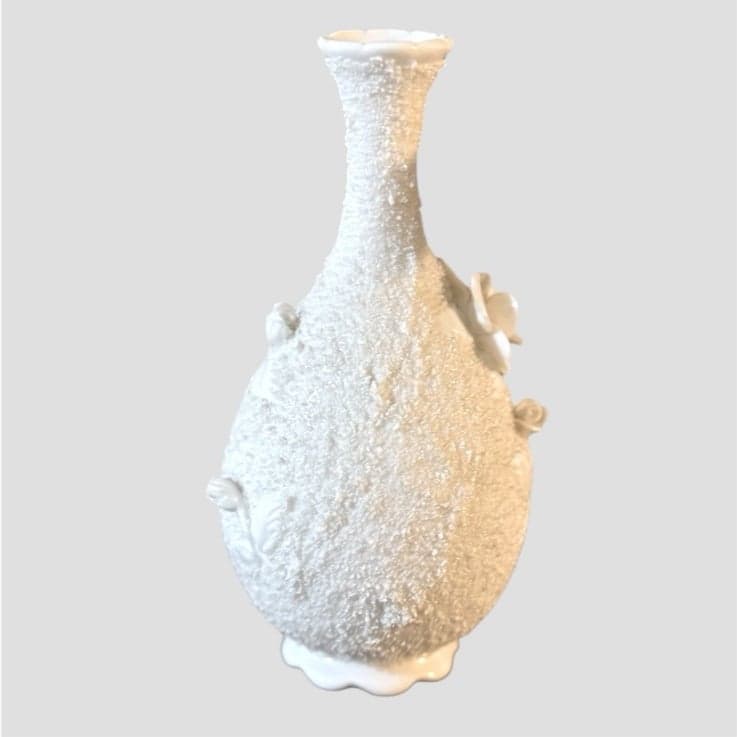 COALPORT Mid-Century White Spaghetti Roses Bone China Bud Vase England 7” - Thumbnail 3