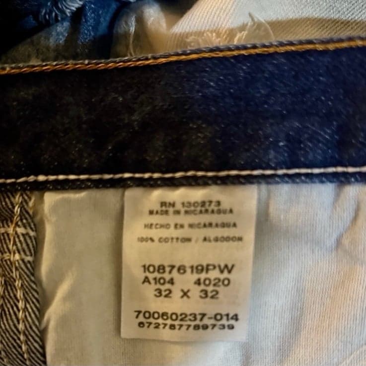 RUSTLER Upcycled Distressed Bleached High-Rise Cut-Off Shorts Sz 32” - Thumbnail 4