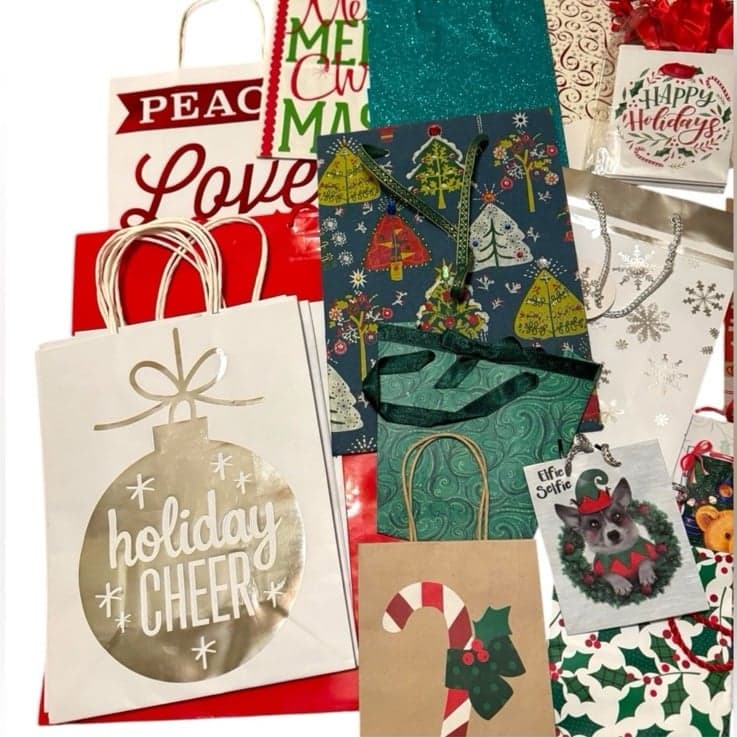 40 Curated Boutique Specialty Christmas Happy Holidays Gift Bags NEW Deadstock - Thumbnail 2
