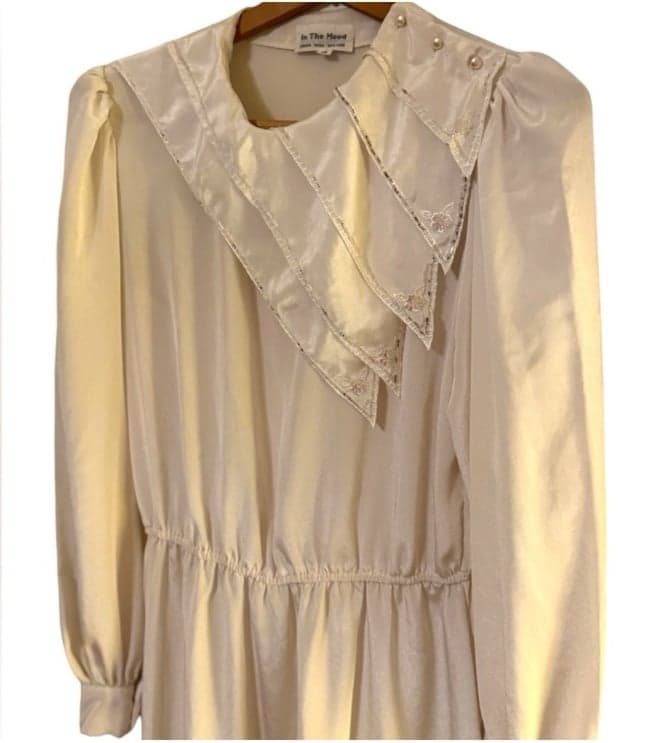 IN THE MOOD 80s Ivory LS Midi Shift Dress w/Sequins Embroidery & Pearls Sz 12 - Thumbnail 4