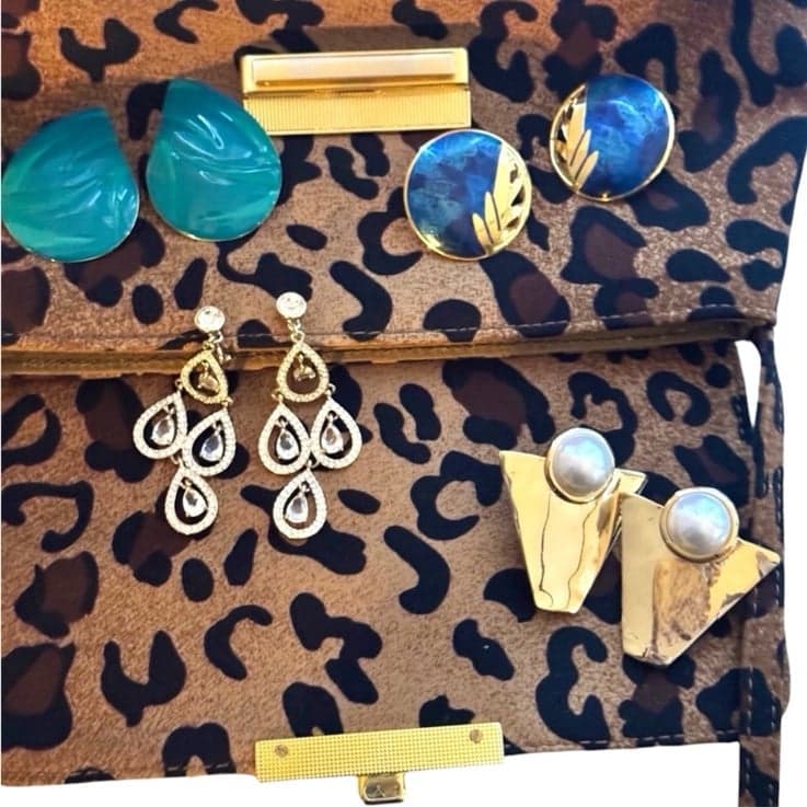 90s/Y2K Vintage Branded Costume Jewelry Lot w/Diahann Carroll Leopard Bag - Thumbnail 6