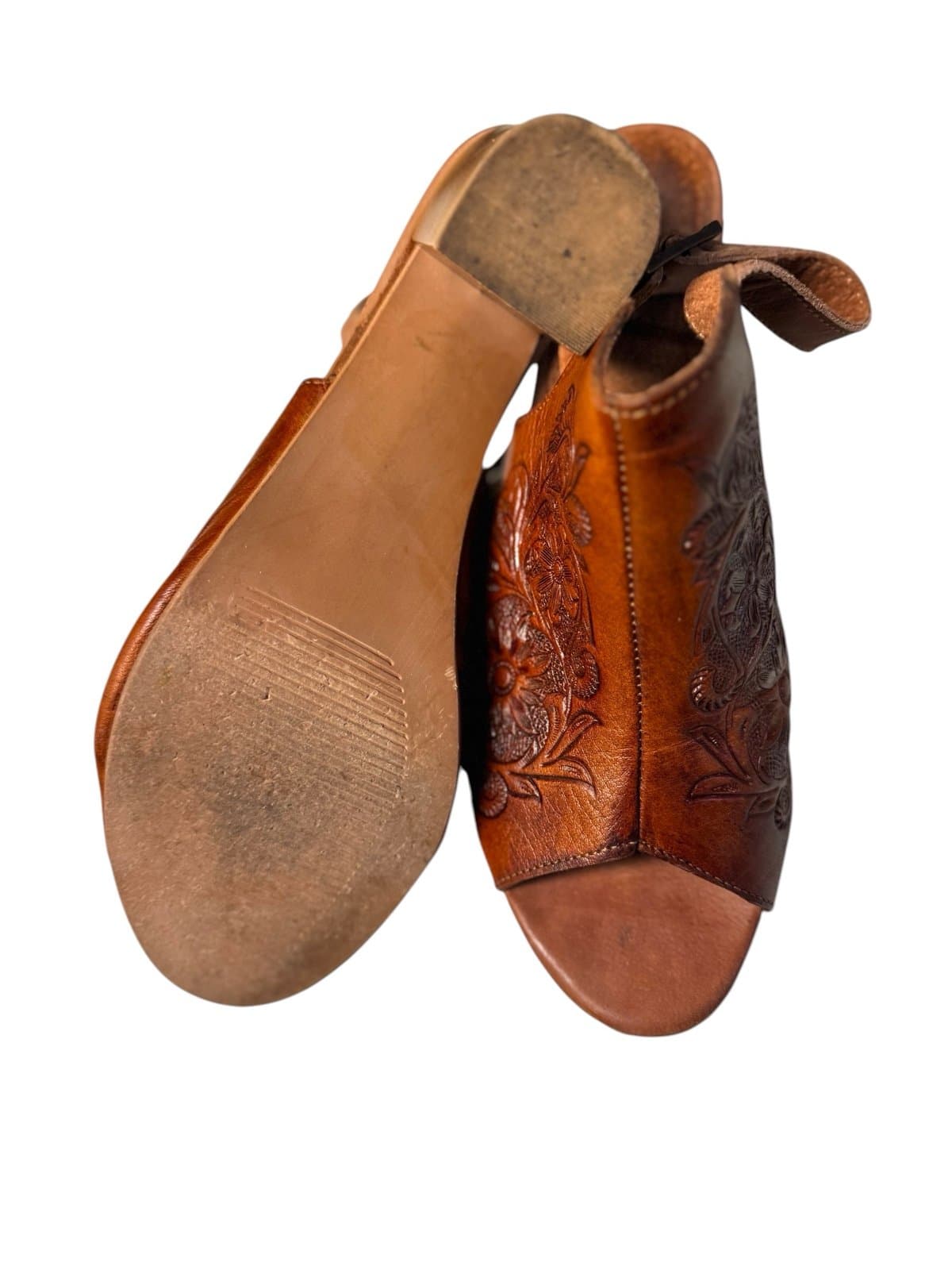 ROPER Brown Mika Tooled Leather Floral Block Heel Peep Toe Sandals Sz 10.5 $90 - Thumbnail 5