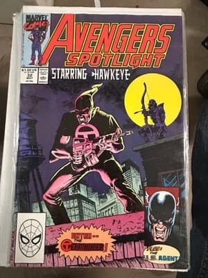Marvel Avengers Spotlight Hawkeye Lot 4 Issues 31 32 33 34 Comic Books Bagged - Thumbnail 3