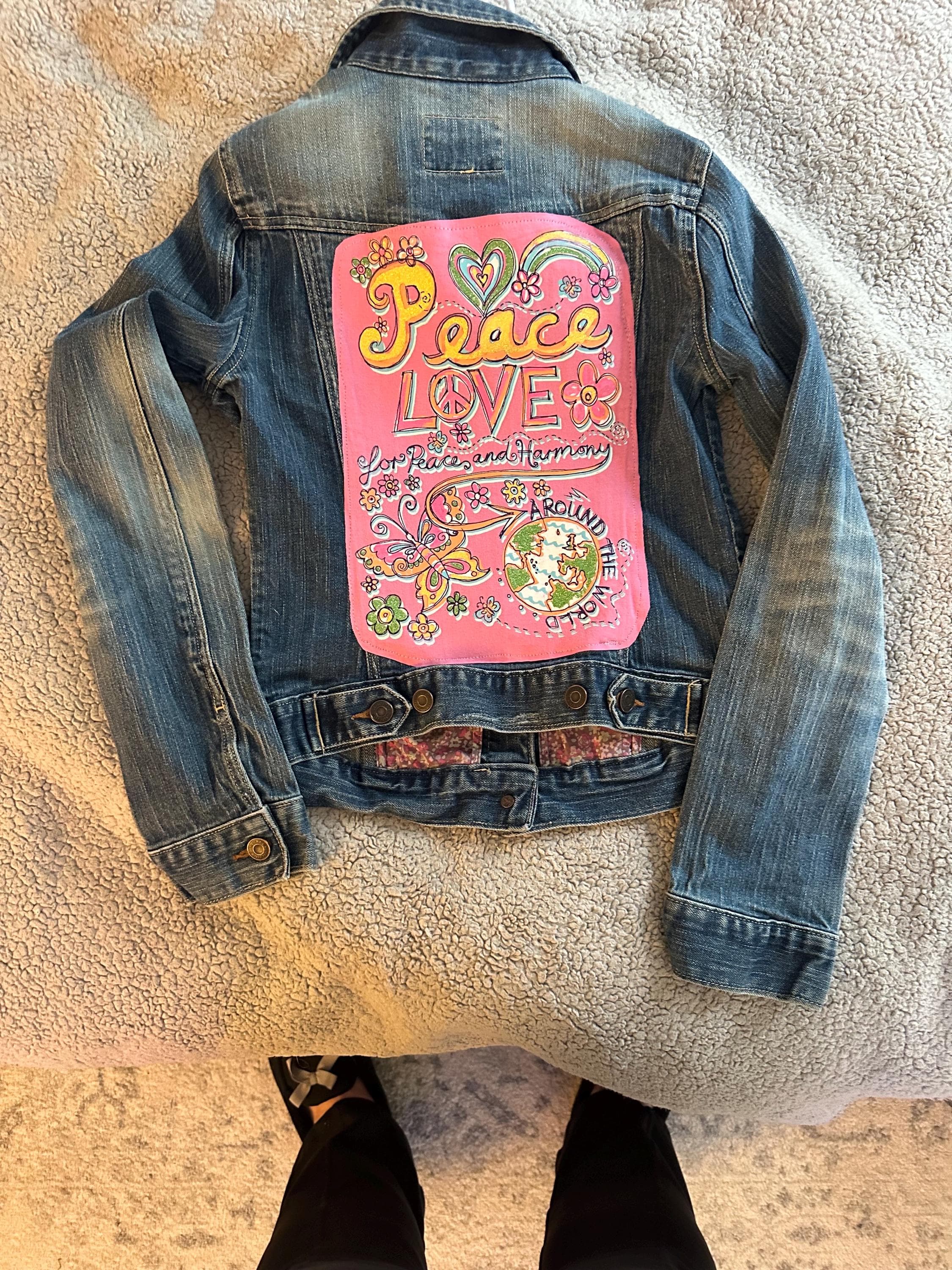 Peace love denim jacket - Image 1
