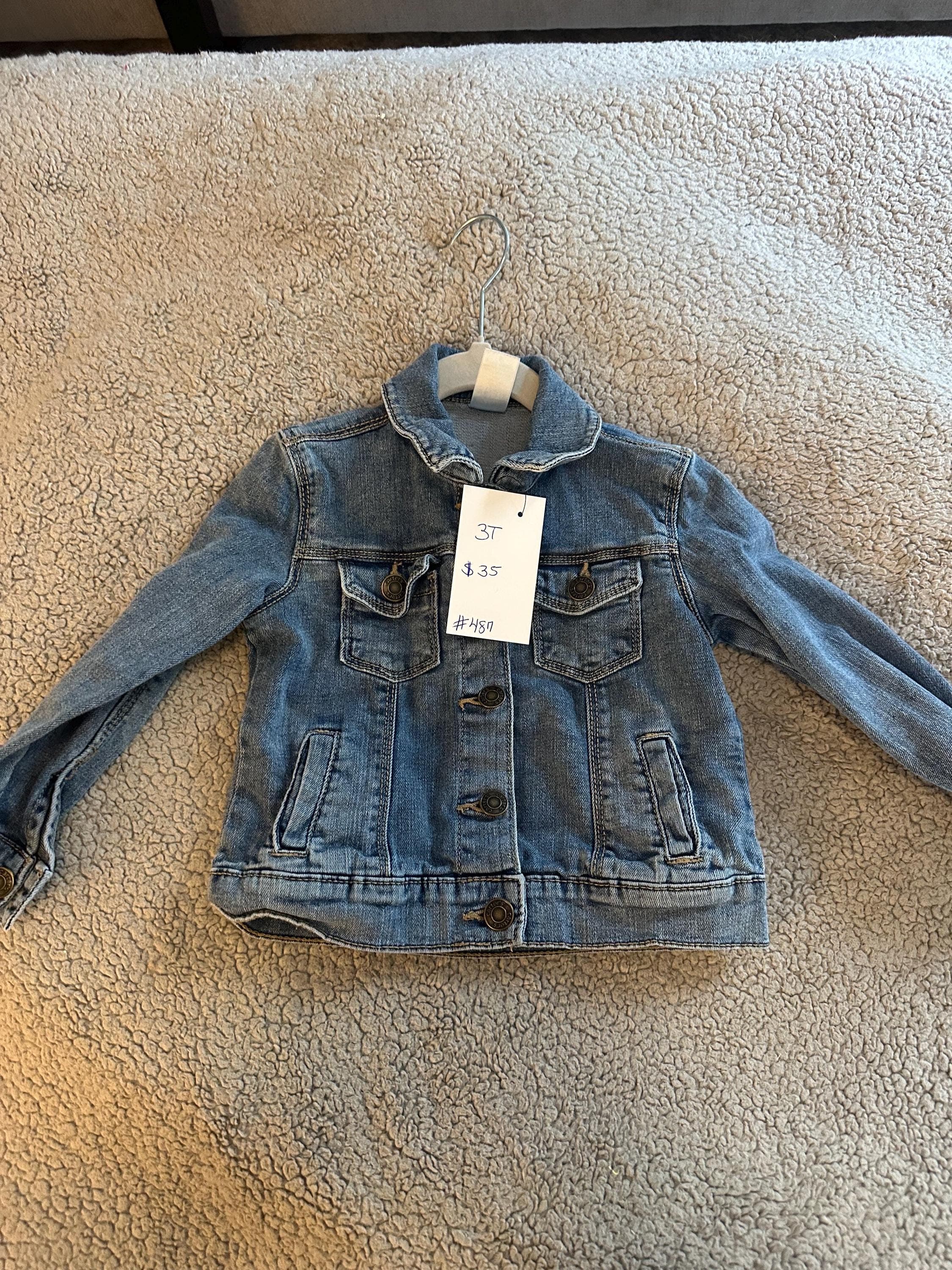 Denim jacket with Sesame Street on the back - Thumbnail 2
