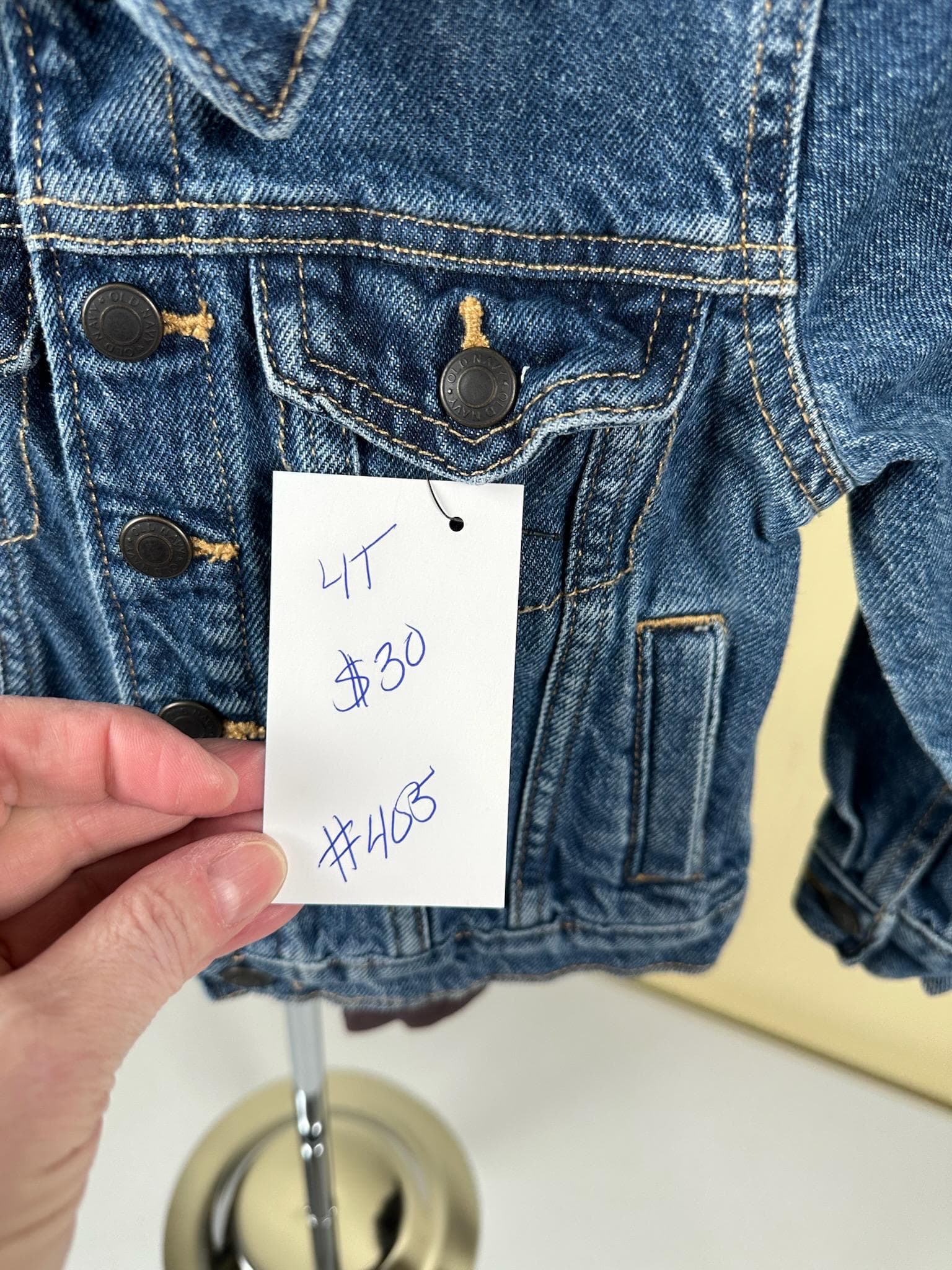 Denim jacket with Green heart on back. 4T size. - Thumbnail 3