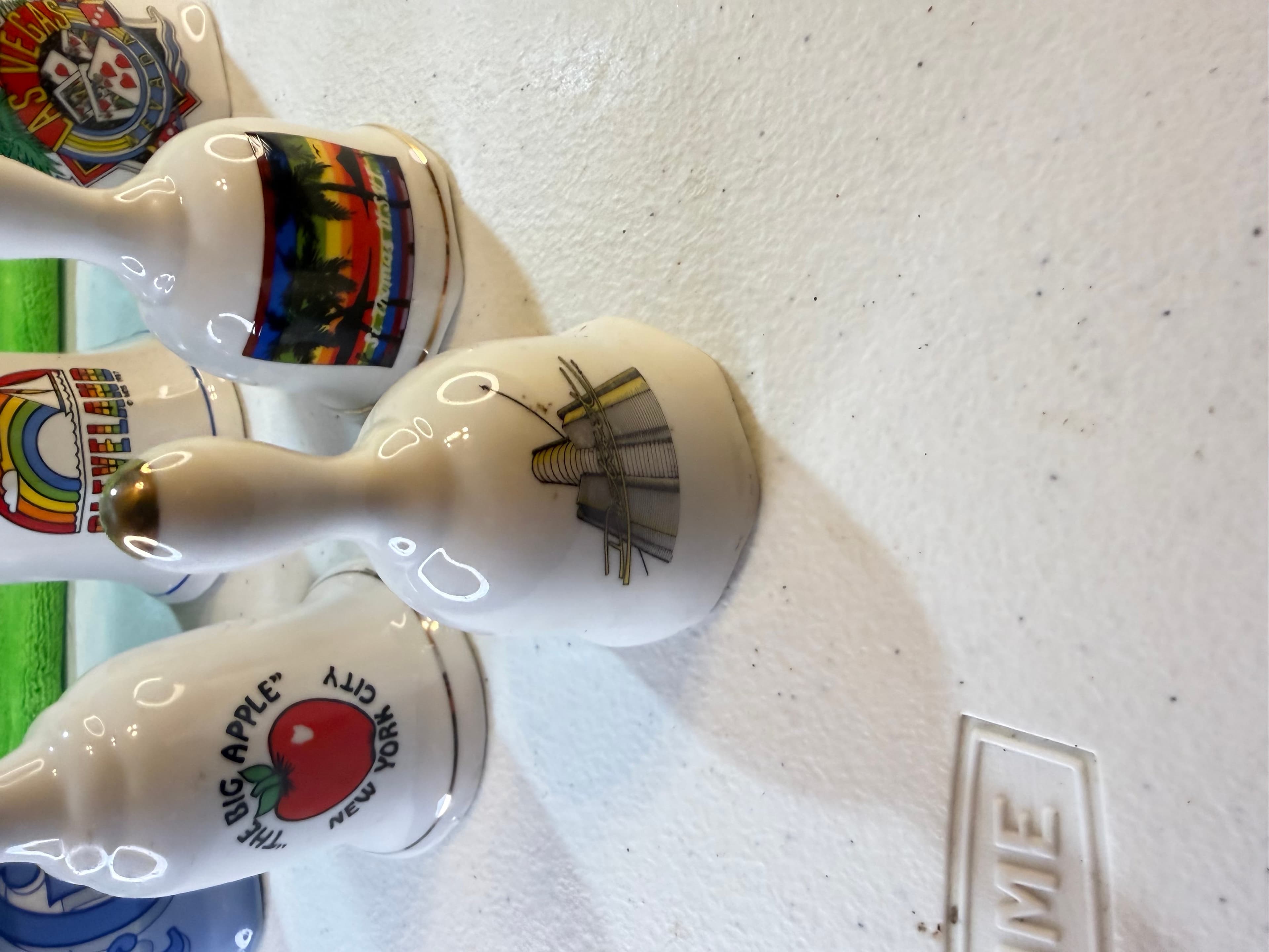 Vintage Souvenir Bell Lot 6 Porcelain Las Vegas Cleveland NYC Detroit St Thomas - Thumbnail 2