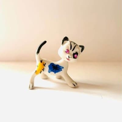 Vintage Handpainted Ceramic Bobblehead Kitty - Image 1