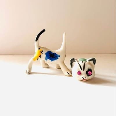 Vintage Handpainted Ceramic Bobblehead Kitty - Thumbnail 2