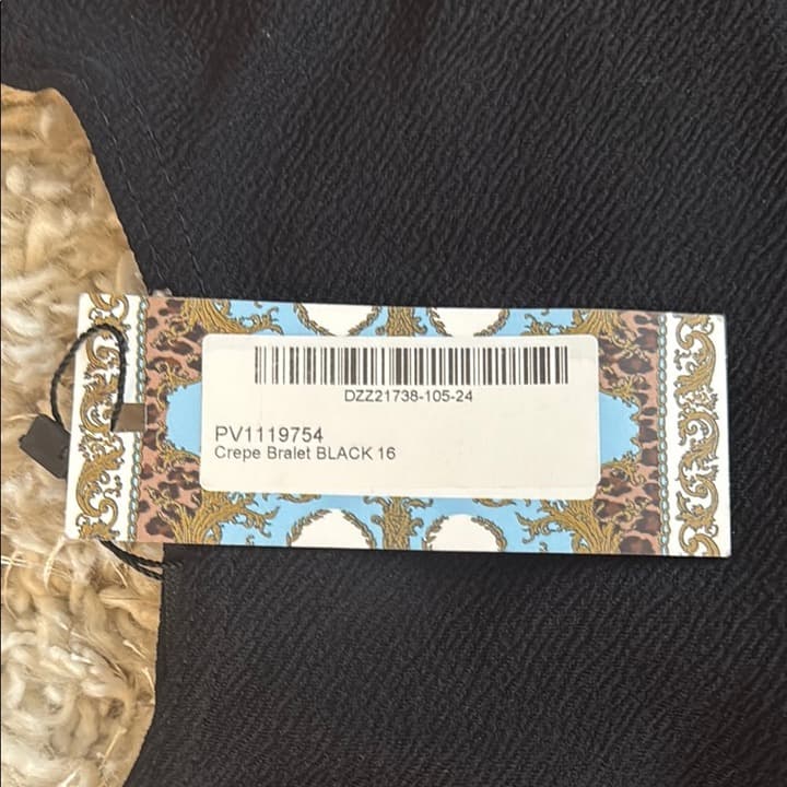 Boohoo Crepe Bralette Top Black NWT 12 - Thumbnail 2