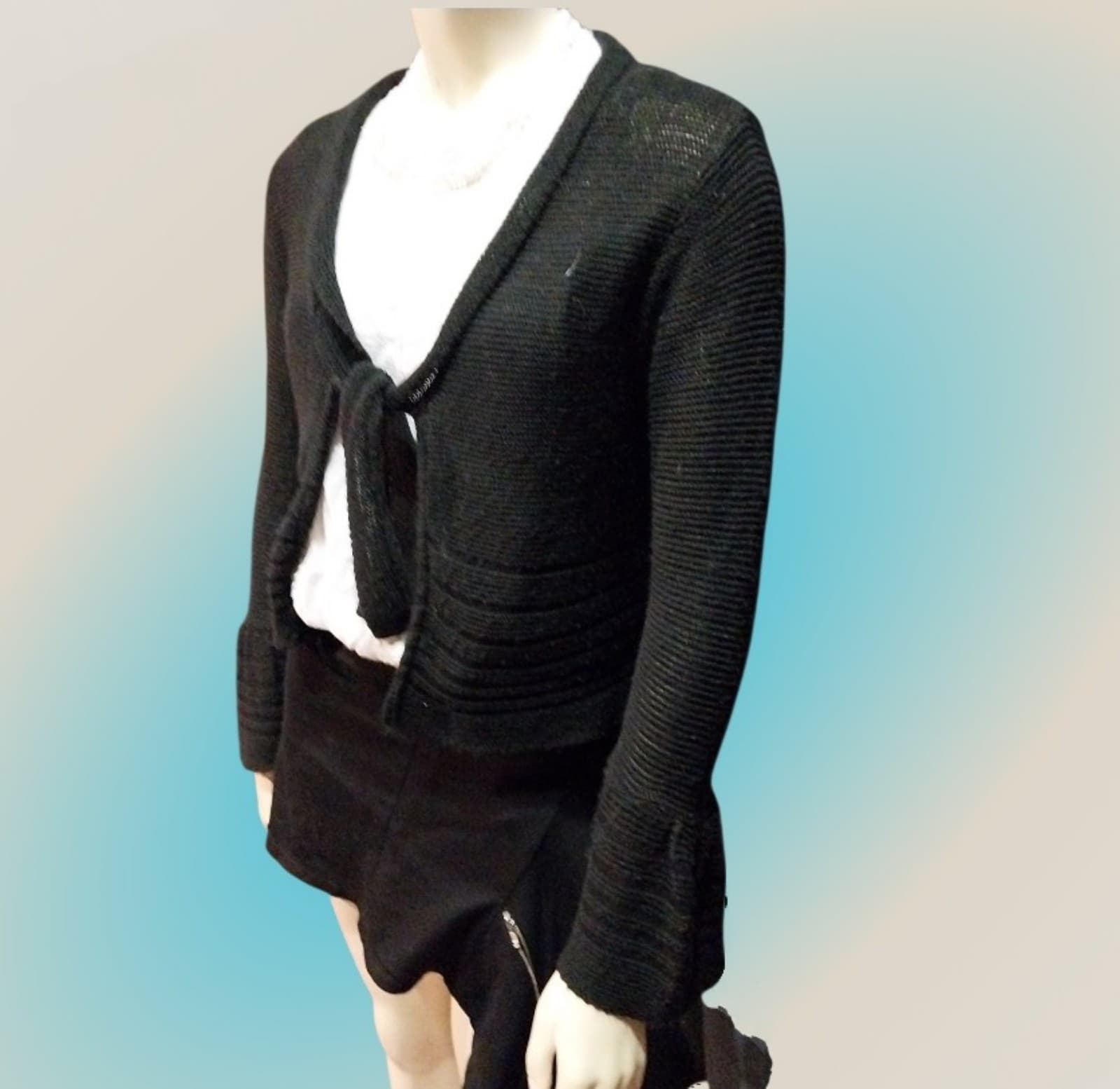 Armand & Alba Women’s Black Sweater Cardigan. Size Small - Thumbnail 3