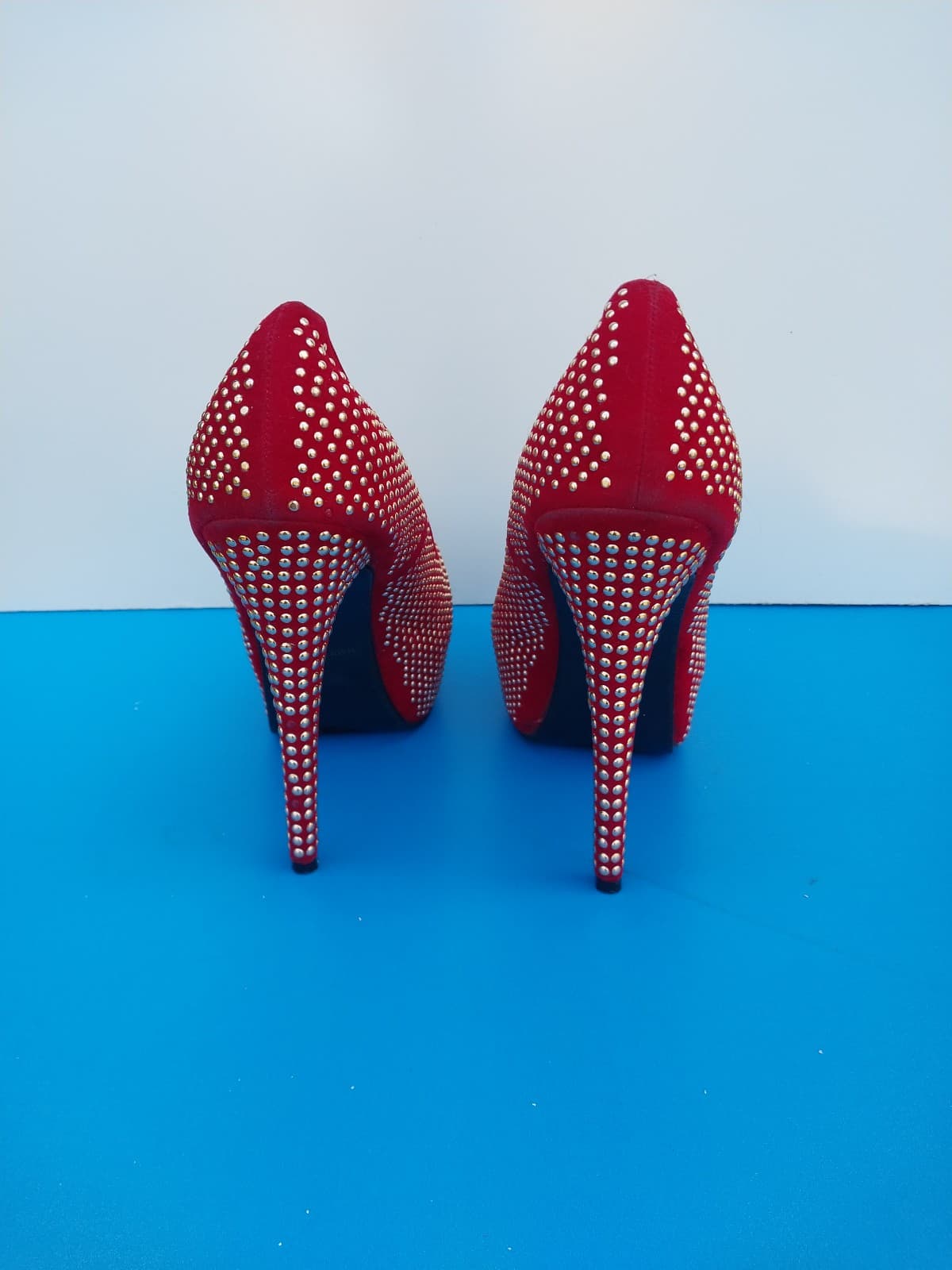 Red & Gold Sequin 5" Sexy Stiletto High Heels. Size 10 - Thumbnail 4