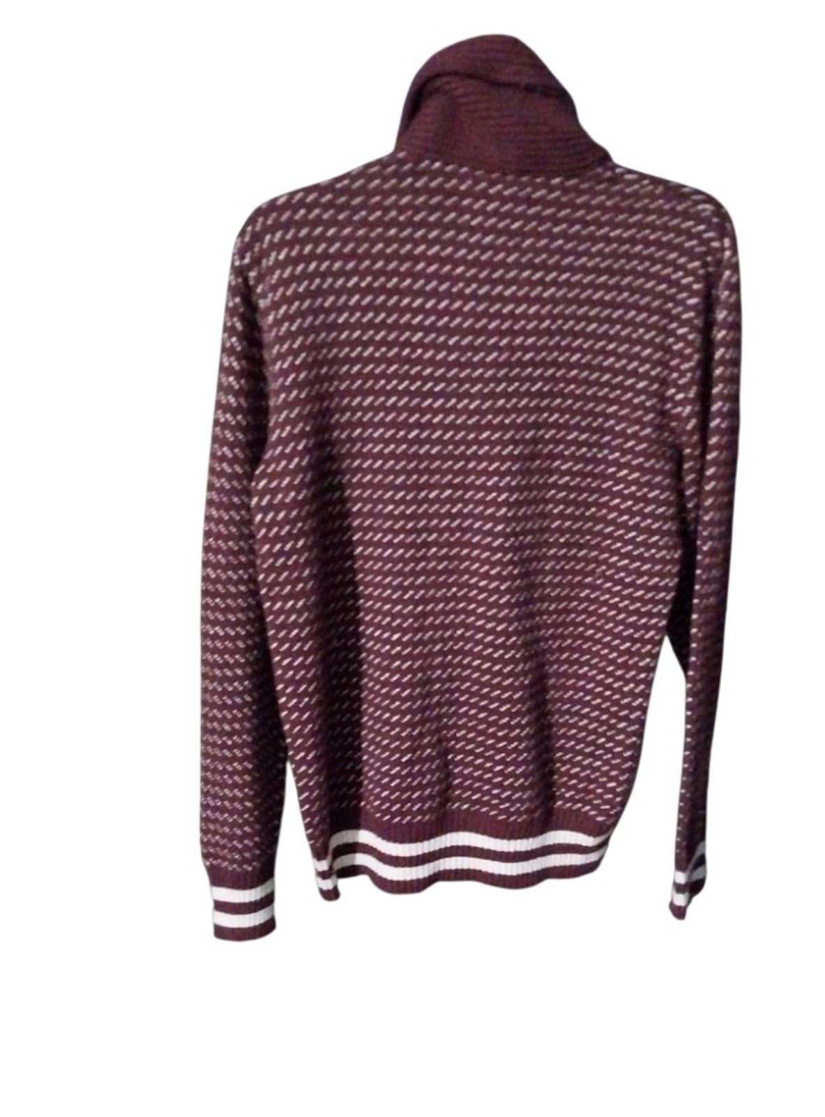 American Eagle outfitters long sleeve sweater burgundy. Size Medium - Thumbnail 2