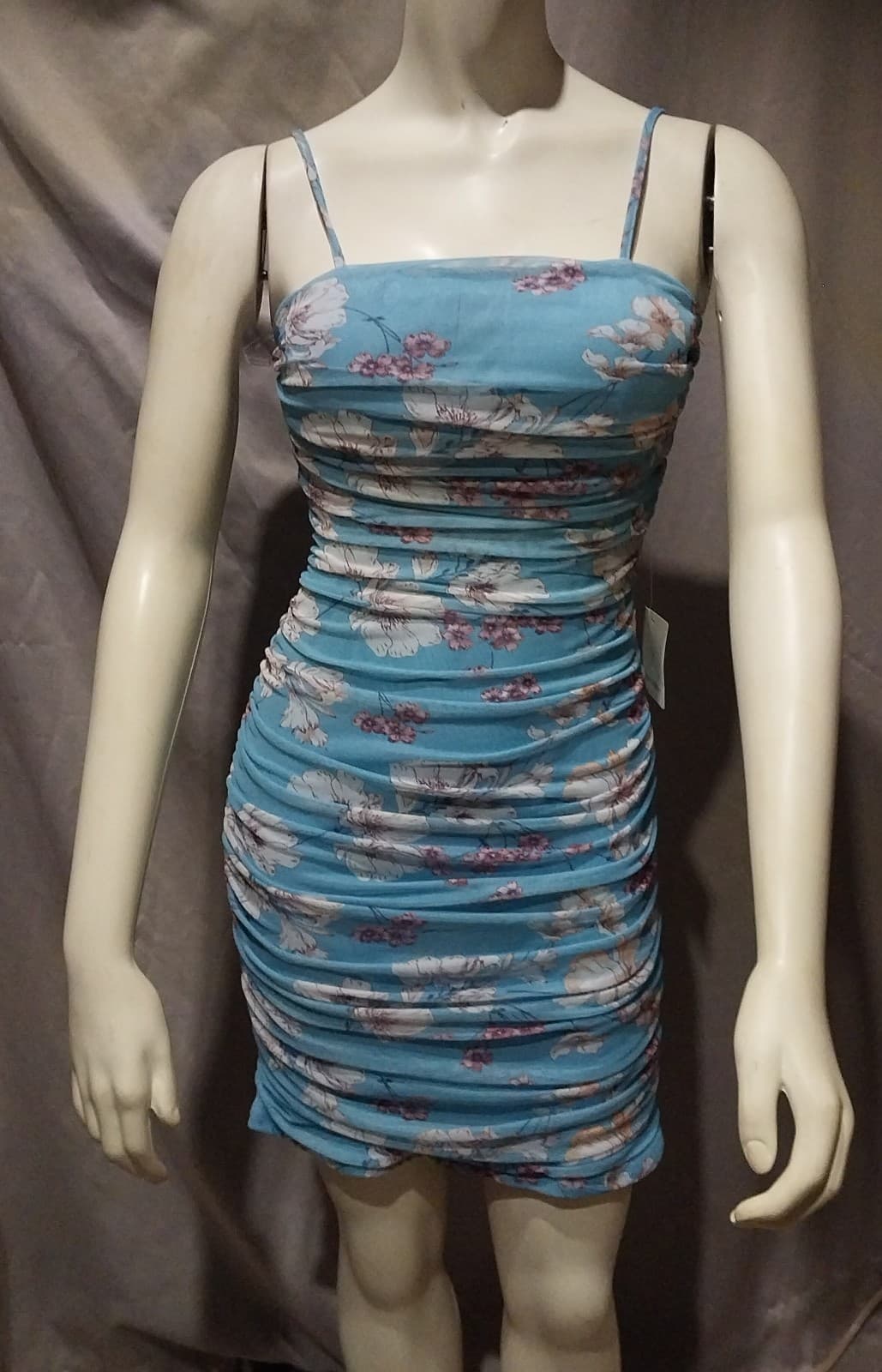 Pear Culture, Sleeveless Floral Ruched Mesh Dress. Size Medium - Image 1