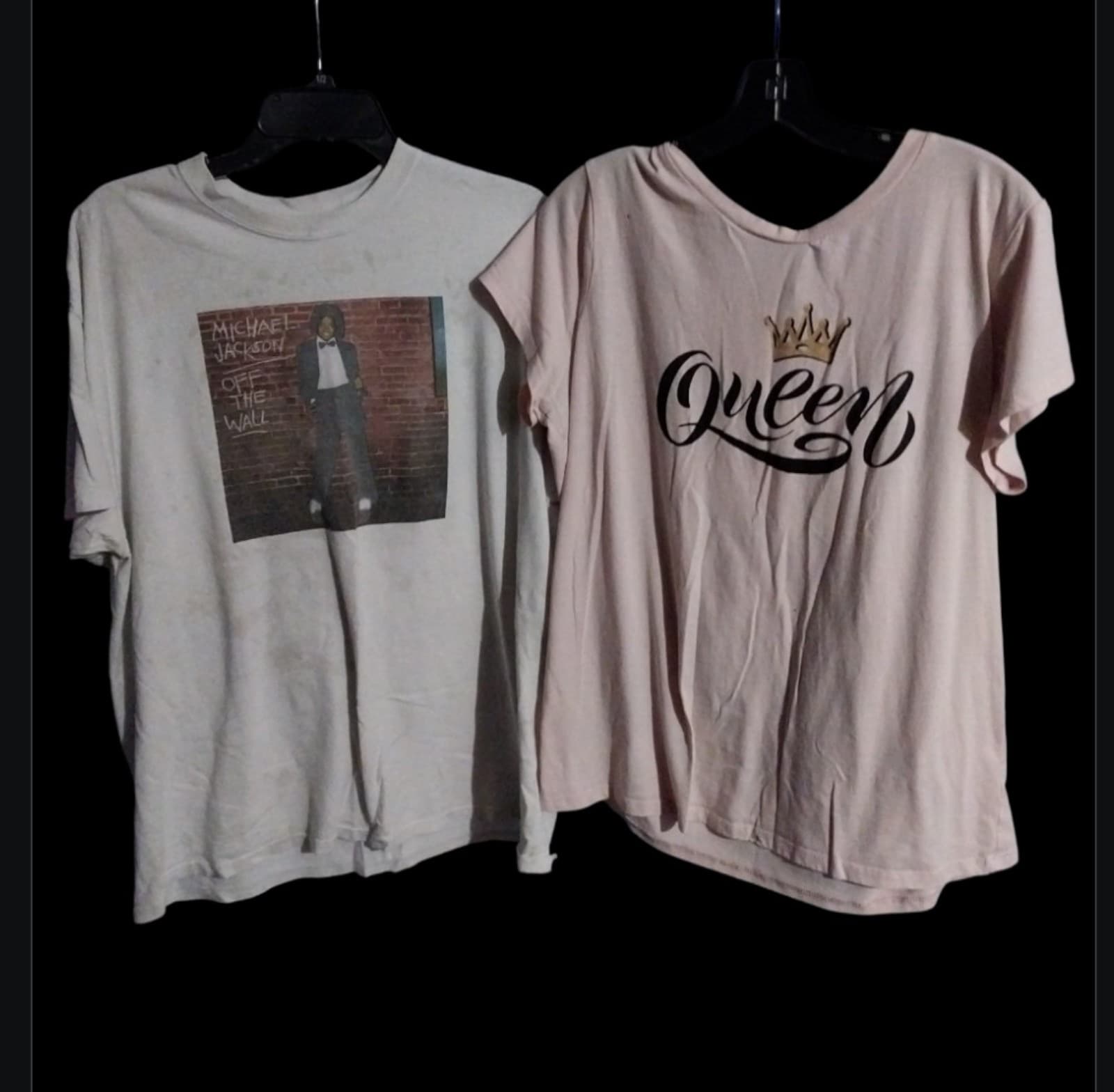 2 Women’s T-shirts. Size XL - Image 1