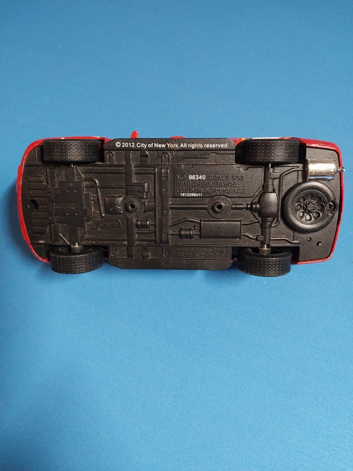 JADA HERO PATROL FIRE DEPARTMENT OF NEW YORK CITY FDNY 2010 CHEVY TAHOE - Thumbnail 6