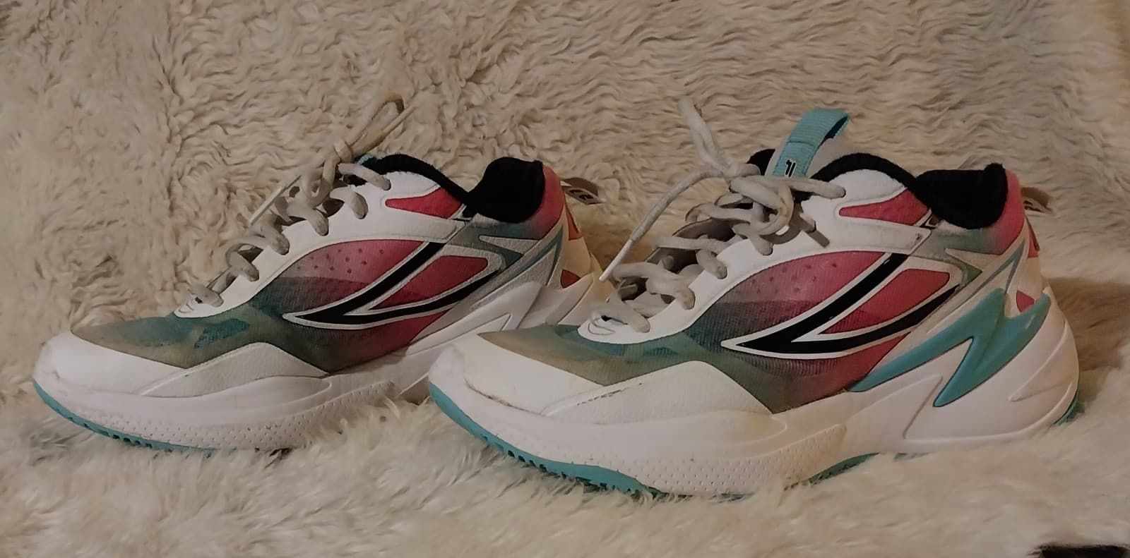 Fila Nitronic 3 Running Shoe White. Women's Size 6 - Thumbnail 3