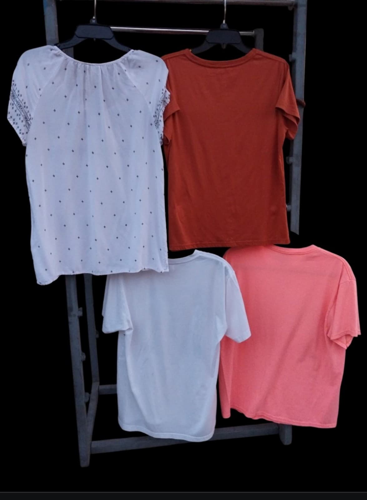4 Assorted Short Sleeve Shirts. Hello Fall. Size Large - Thumbnail 2