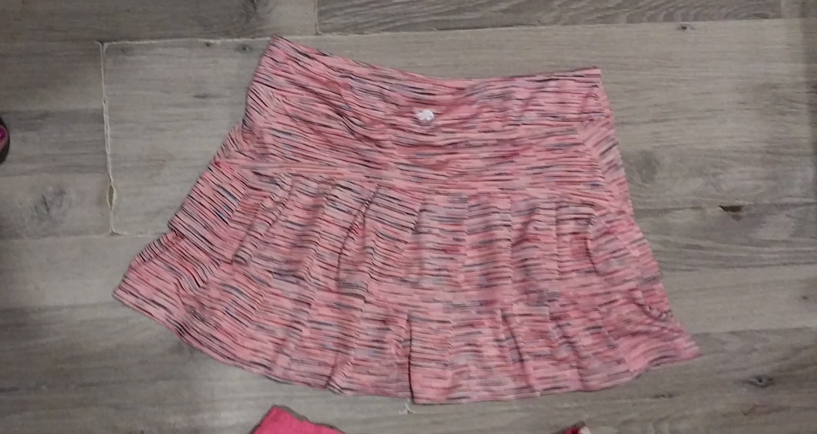 Women’s Skort. Size Medium - Image 1