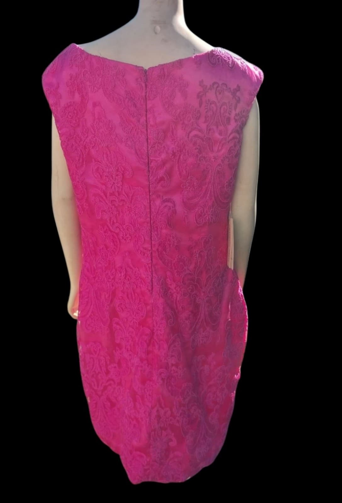 Laeden Pink Dress With Sequins in front at the waist. - Thumbnail 4