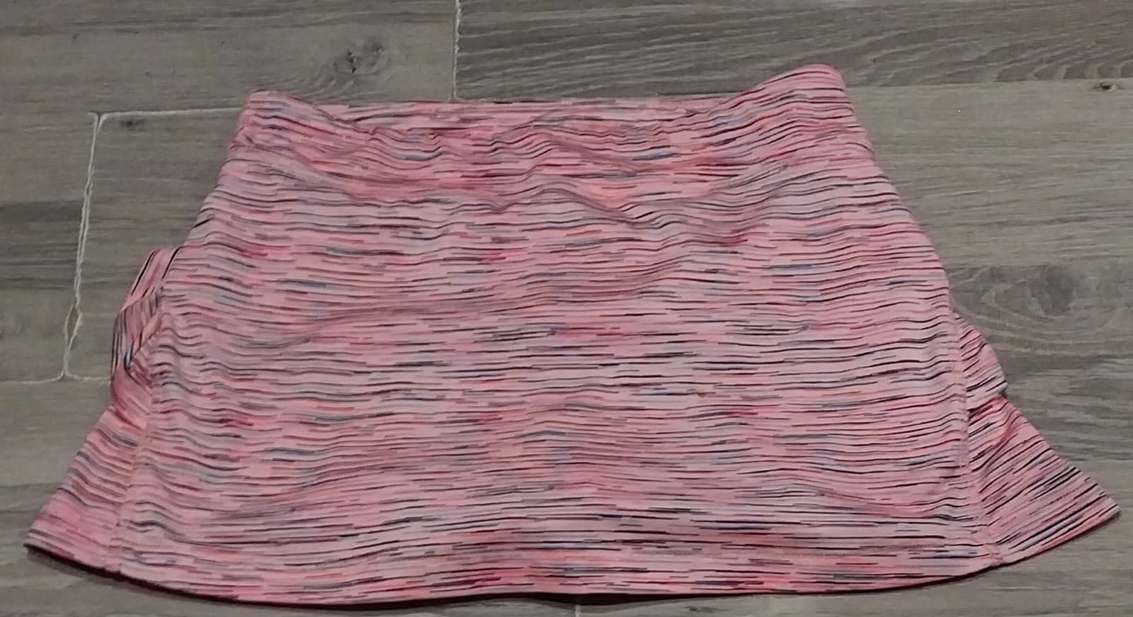 Women’s Skort. Size Medium - Thumbnail 4