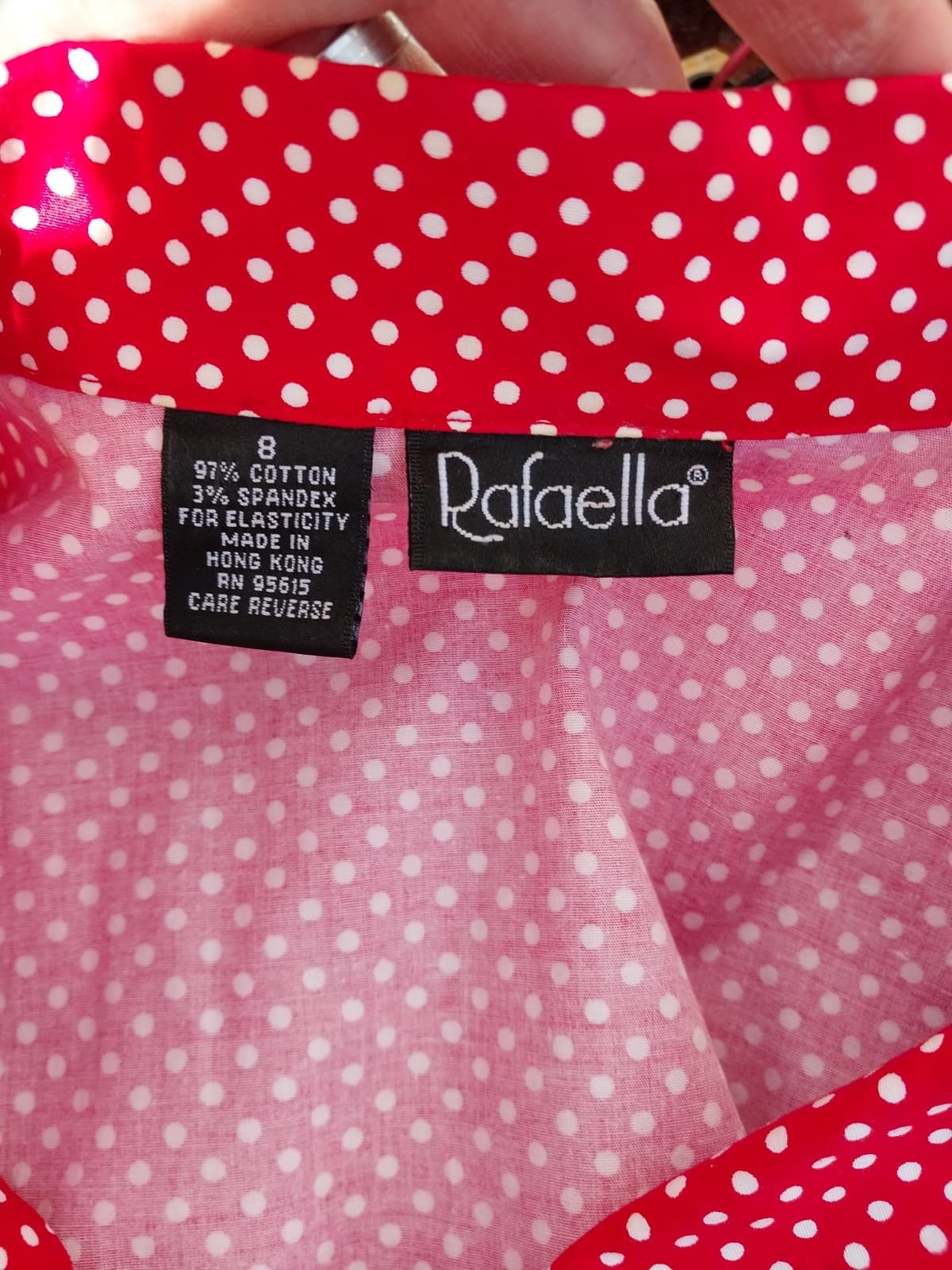 Rafaella Red & White Polka Dot Tie Front Cropped Daisy Duke Shirt. Size 8 - Thumbnail 3