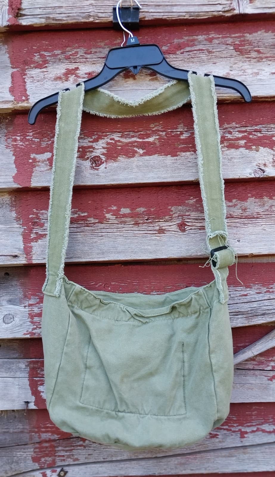 Xinmilai Purse/Satchel in Green with Adjustable Strap - Image 1