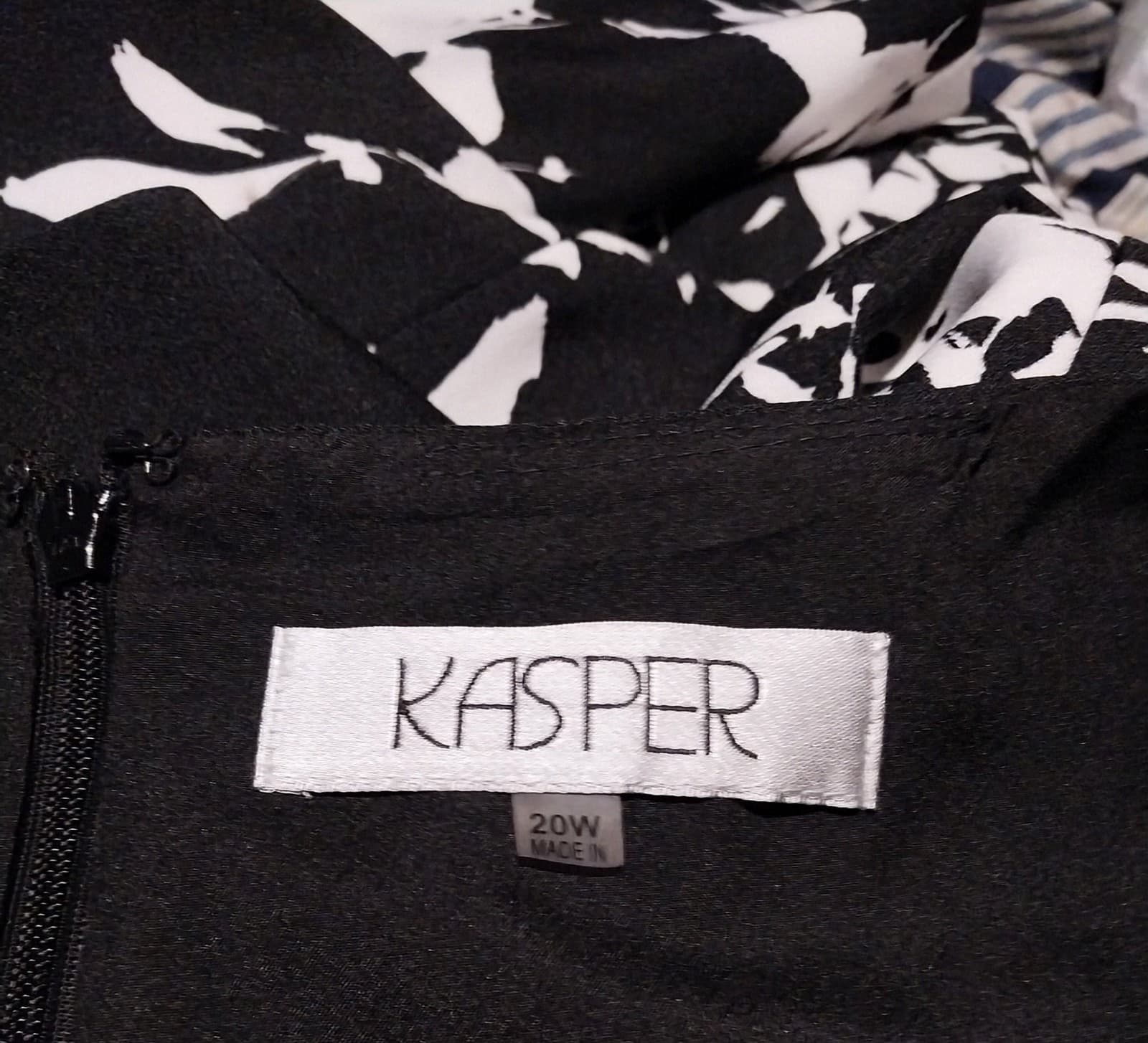 Kasper New Black/Vanilla Ice A-Line Dress. Size 20W - Thumbnail 5
