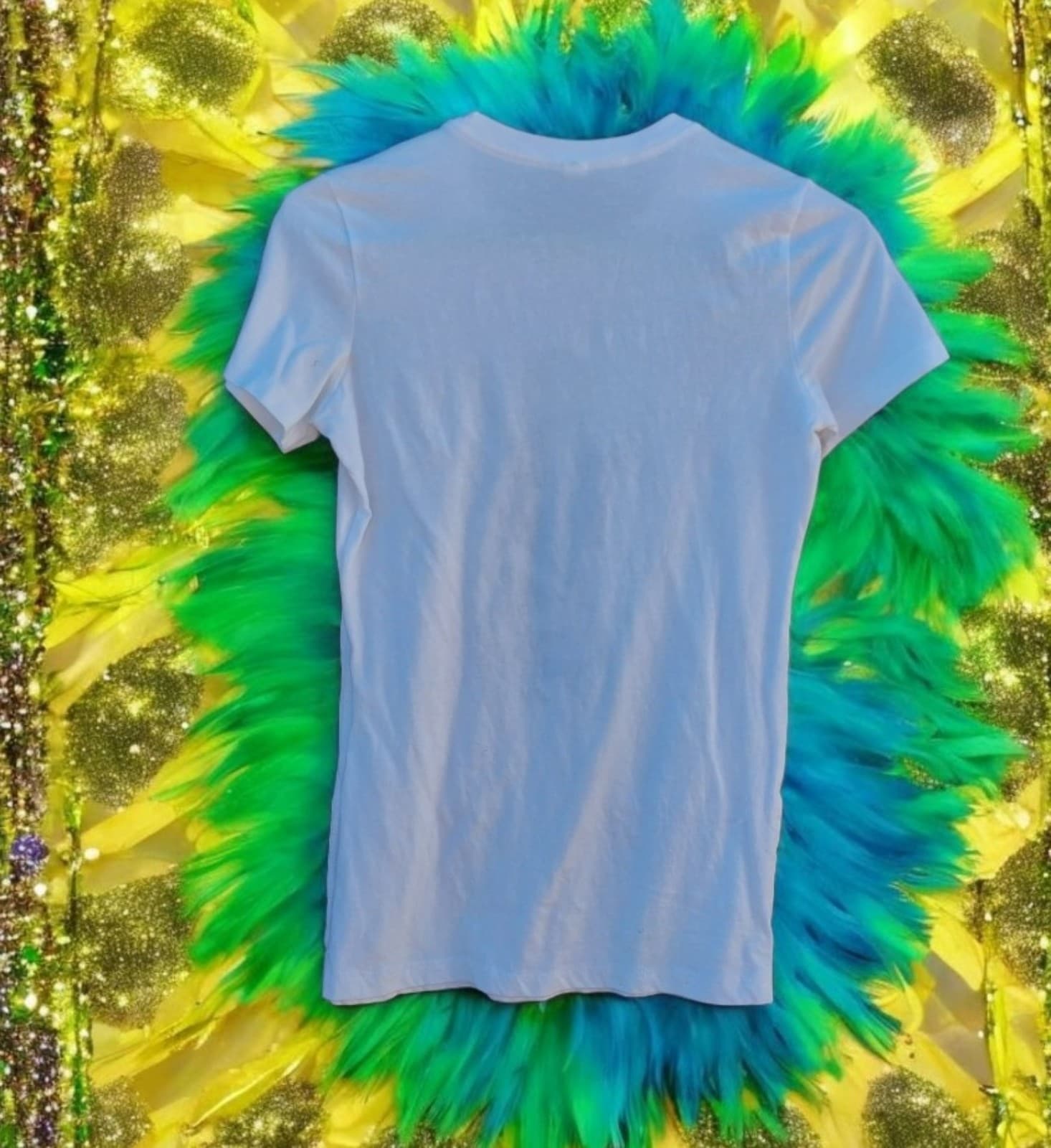 Ariana Grande - Positions T-Shirt. Size Medium - Thumbnail 2