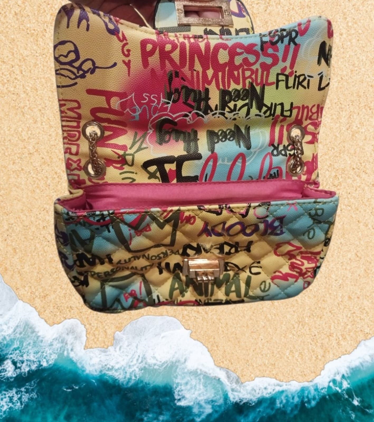 2 Cute Small Purses. A New Day Black Purse & A Small Graffiti Purse - Thumbnail 8