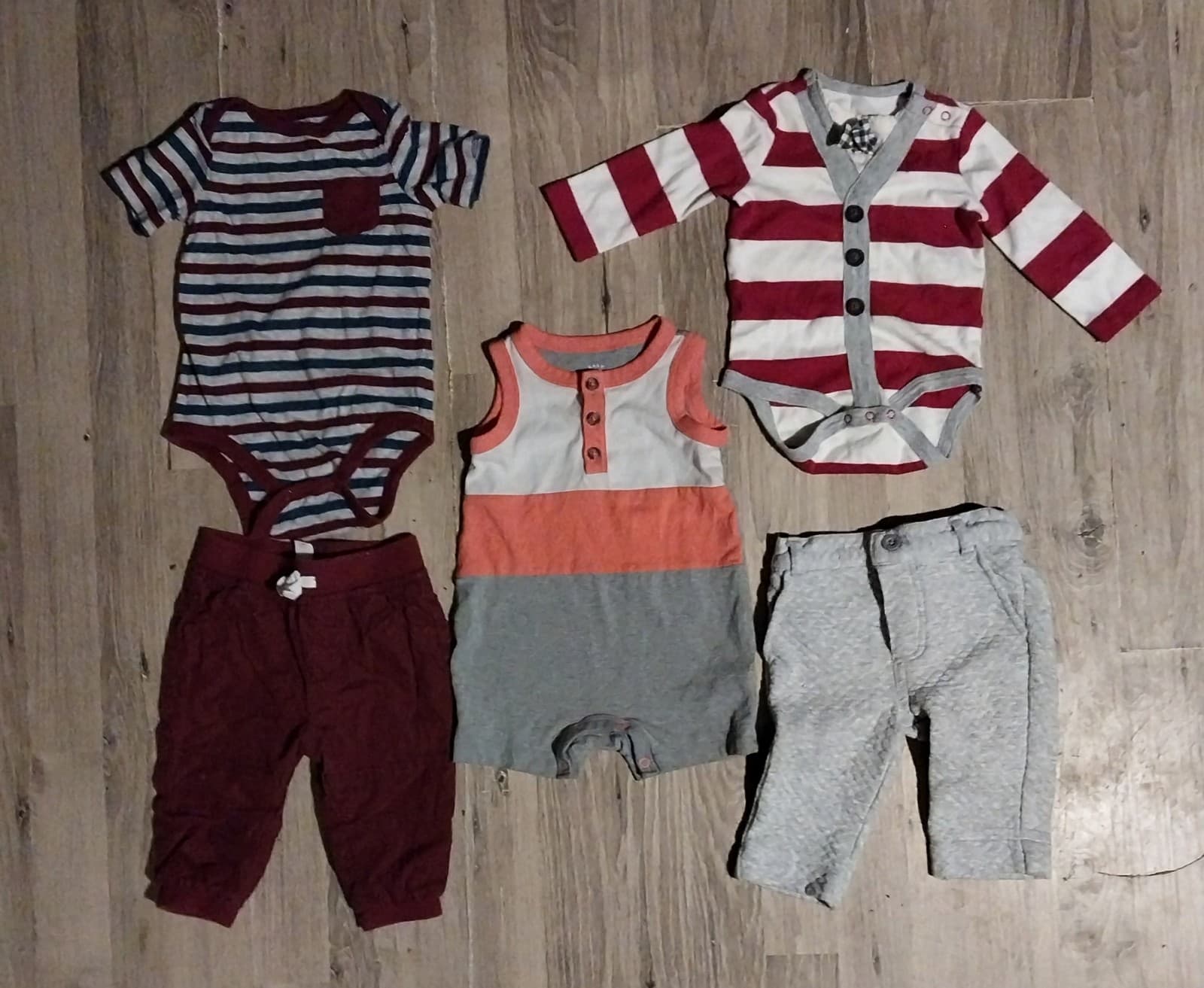 Cat & Jack. 2 Onesies & Pants, short onesie - Image 1