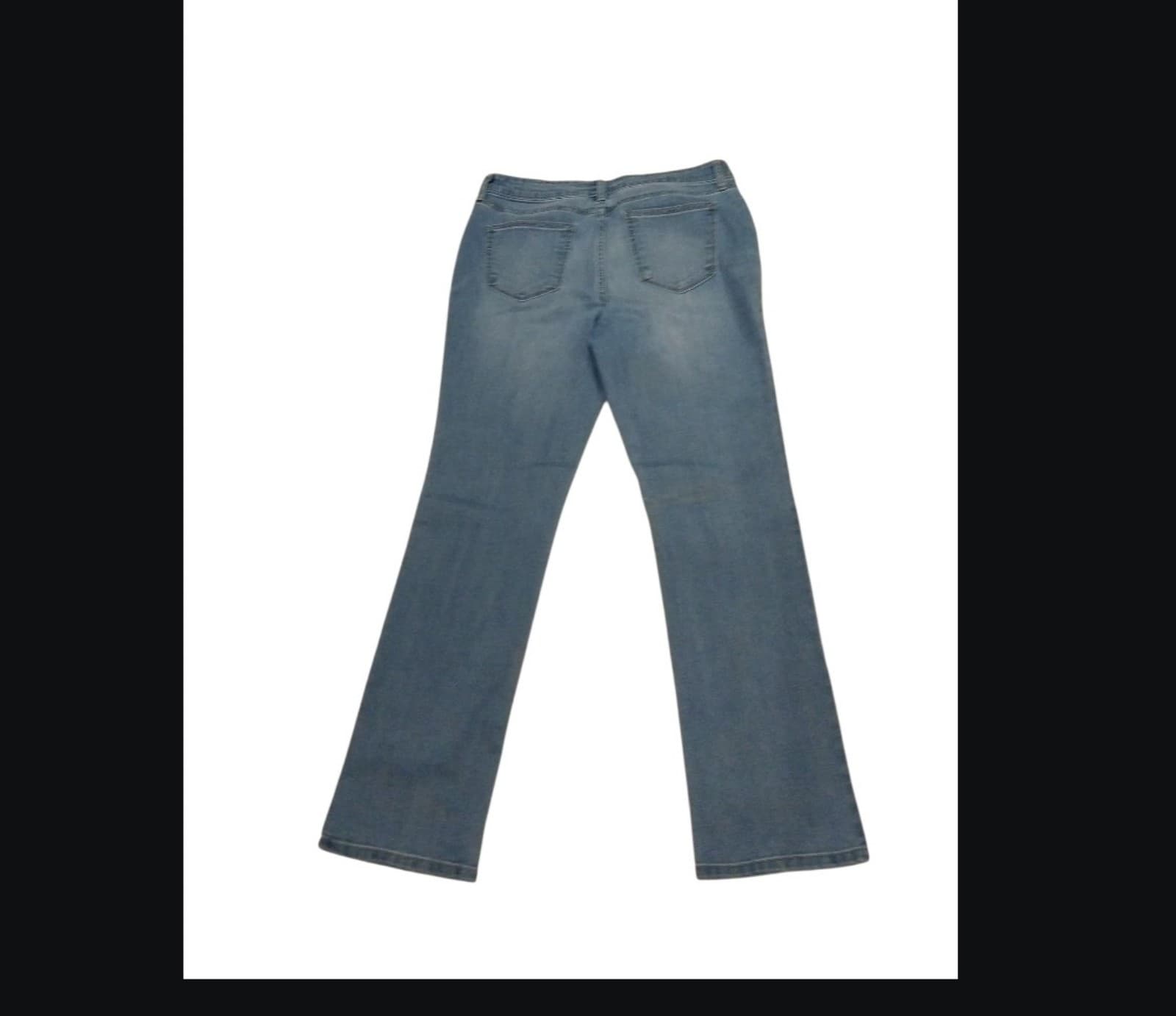 2 Pairs of Women’s Jeans. Bandolino & St John's Bay. Size 12 - Thumbnail 5